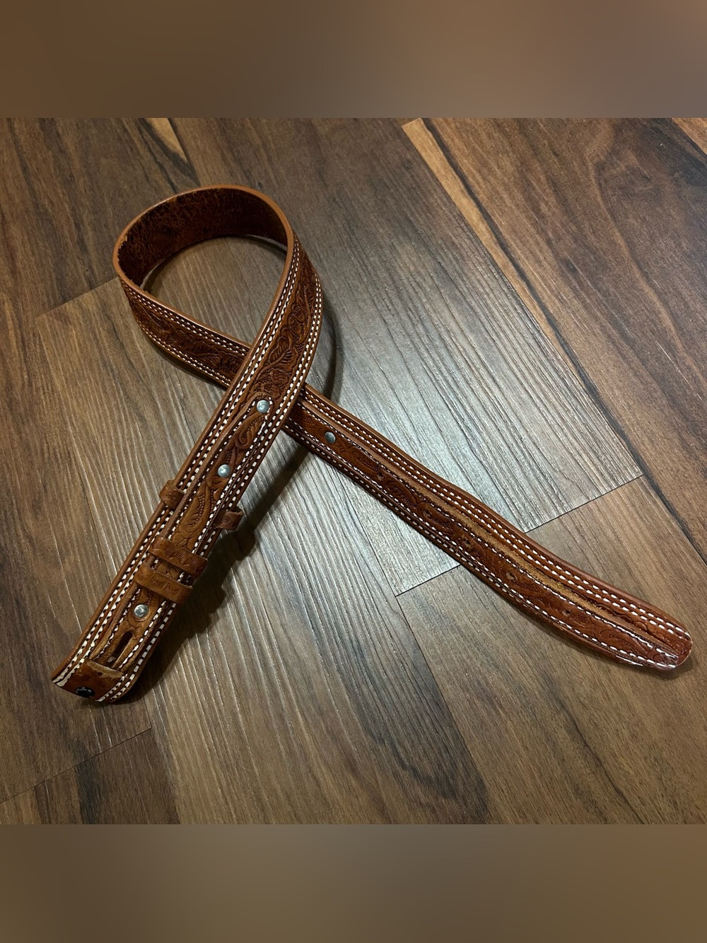 Vintage TOOLED Ranger belt WESTERN 30 cowhide Etched leather - No Buckle - Snaps